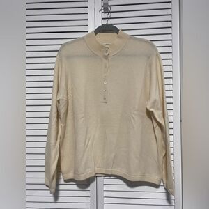 Orvis women’s pullover half Buttons up sweater size XL